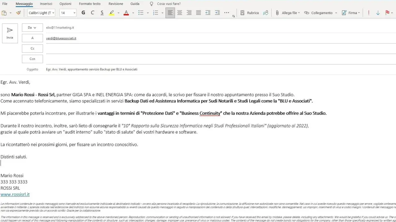 Email di Mario Rossi a Avv. Verdi per fissare un appuntamento. Le frasi di presentazione evidenziano i servizi di Backup Dati e Sicurezza Informatica offerti da Rossi Srl.