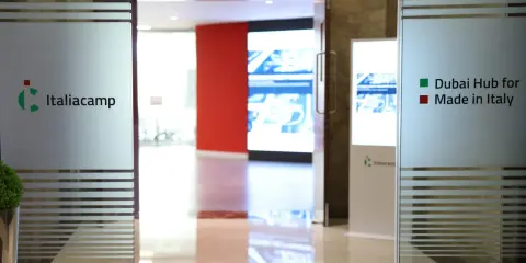 Ingresso di "Italiacamp", Dubai Hub for Made in Italy. Opportunità di carriera per aziende italiane a Dubai che assumono.