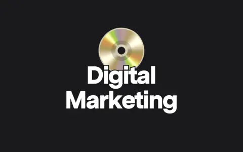 CD con scritta "Digital Marketing". Ideale per chi cerca corsi digital marketing gratuiti per imparare online.