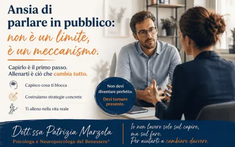 Superare l'ansia di parlare in pubblico è possibile. Un percorso per capire i blocchi e allenarsi con strategie concrete.