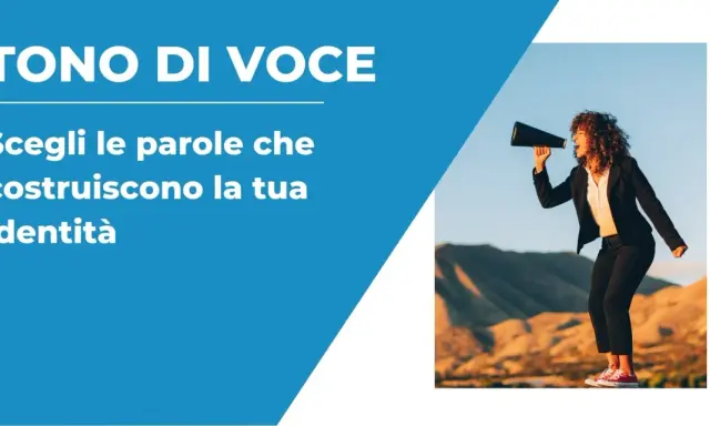 Donna con megafono, con frasi con tono che costruiscono l'identità.