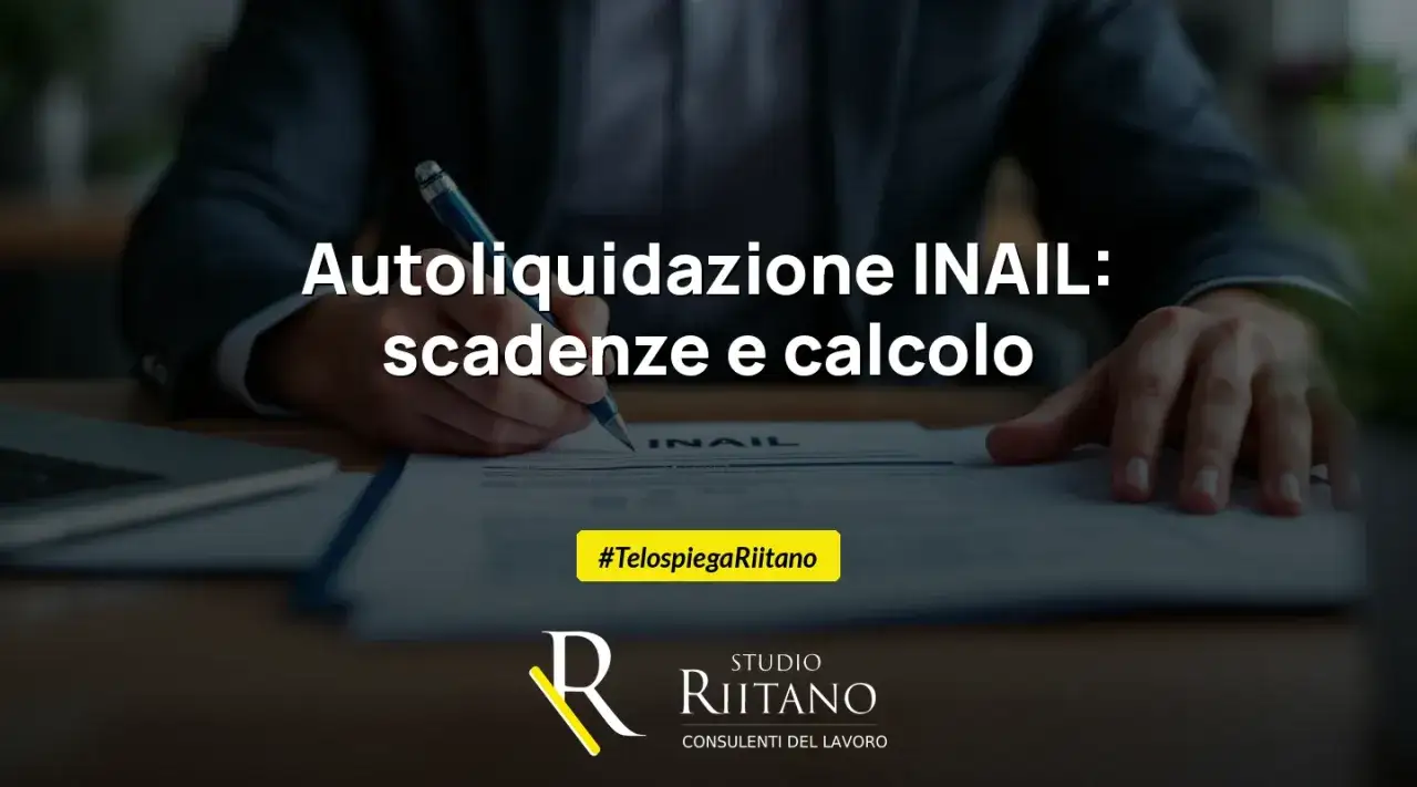 Uomo d'affari che firma un documento INAIL. Autoliquidazione INAIL: scadenze e calcolo. #TelospiegaRiitano.